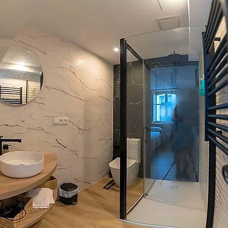 Noaru Deluxe Hotel